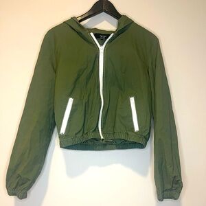 FOREVER21 ZIP UP JACKET